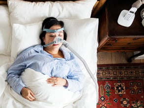 CPAPマスクをつけて よく眠るコツ